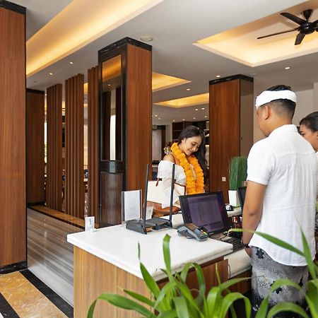 Boss Legian Hotel Powered By Archipelago Exterior photo