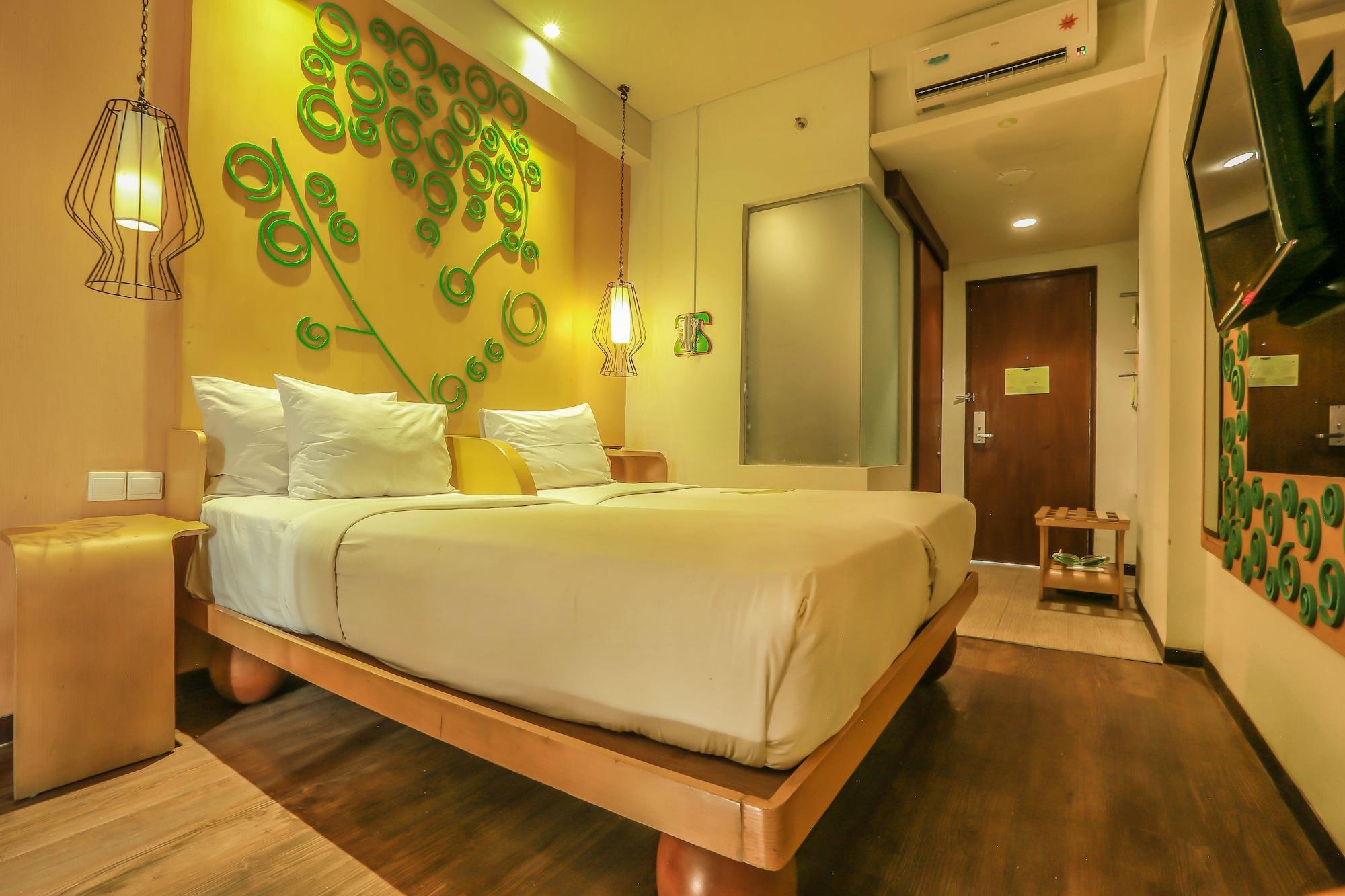 Boss Legian Hotel Powered By Archipelago Exterior photo